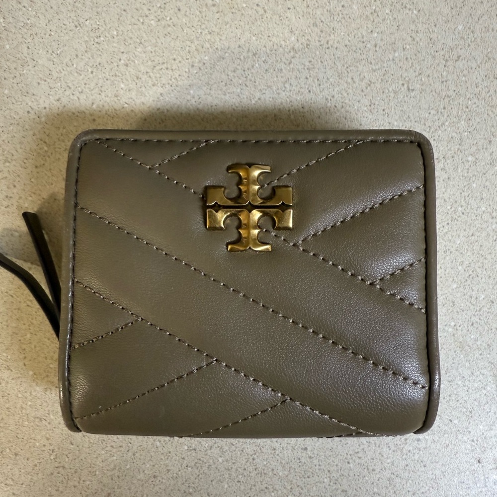 Tory Burch Taupe Kira Wallet